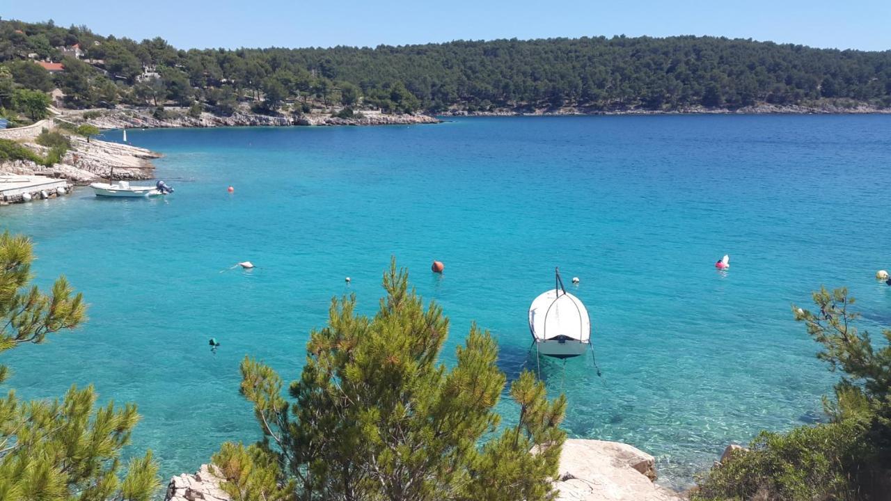 Villa Sun Garden - 4 Star Villa With Heated Swimming Pool, Quiet Bay, Bbq, 50M From The Sea Milna  Esterno foto